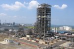 Fasilitas produksi polietilena Chevron Phillips Singapore Chemicals Pte Ltd (CPSC) di Pulau Jurong, Singapura.