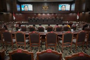 Sidang perdana gugatan UU TNI
