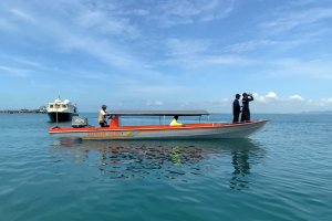 Patroli masyarakat di Pulau Mapur Bintan