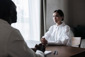 Contoh Perkenalan Diri Saat Interview untuk Lulusan SMA-SMK hingga S1