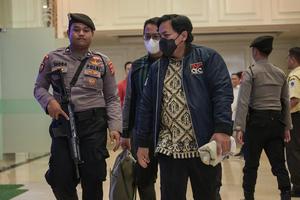 KPK geledah kantor Kementerian Ketenagakerjaan