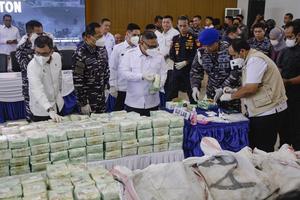 Pemusnahan 2,061 ton sabu-sabu dan kokain di Batam