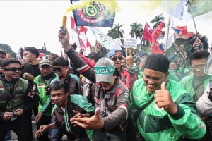 Demonstrasi Ojek Online tuntut potongan aplikator diturunkan