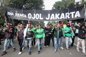 Demonstrasi Ojek Online tuntut potongan aplikator diturunkan