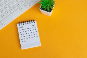 Kalender Hijriah Juni 2025 
