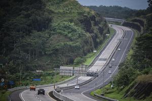 Potongan tarif tol untuk timulus ekonomi nasional