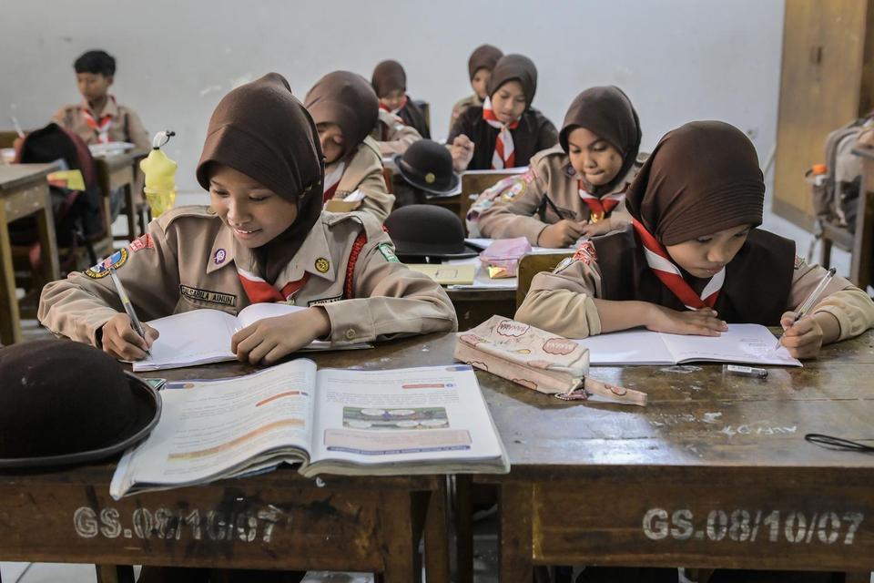 mk, sekolah, pendidikan