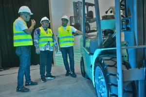 Soft launching fasilitas kendaraan listrik VKTR