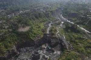 Tambang pasir di kaki Gunung Galunggung