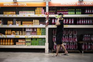 Cukai minuman manis batal diterapkan pada 2025