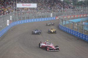 Formula E World Championship 2025 seri ke-12 di Jakarta (Foto: Katadata/Fauza Syahputra)
