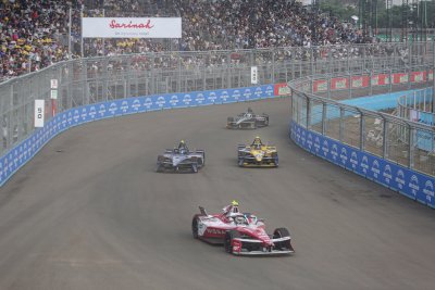 Formula E World Championship 2025 seri ke-12 di Jakarta (Foto: Katadata/Fauza Syahputra)