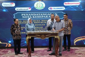 Penandatangan nota kesepahaman Kejagung dan 4 operator selaluler, Selasa (24/6)