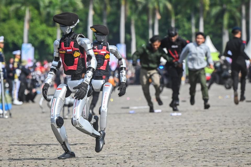 spesifikasi robot polri, harga robot polri,