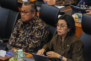 Raker Banggar DPR dengan Menteri Keuangan