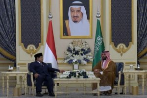 Presiden Prabowo Subianto bertemu Perdana Menteri Arab Saudi Pangeran Mohammed bin Salman bin Abdulaziz Al Saud.