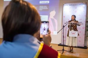 Menteri Komdigi kunjungi Indonesian Women In Game