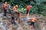 Pencarian korban bencana longsor Puncak Bogor
