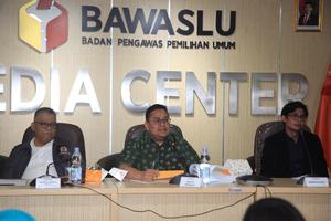 Diskusi Bawaslu membahas putusan MK terkait Pemilu 2029
