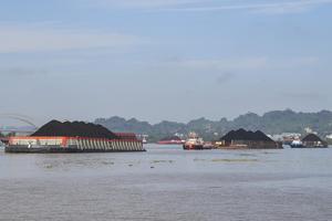 Target produksi batu bara di Indonesia