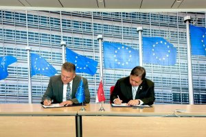 Menko Airlangga juga mengadakan pertemuan dengan European Union Commissioner for Trade and Economic Security Maroš Šef?ovi? untuk menyepakati sejumlah