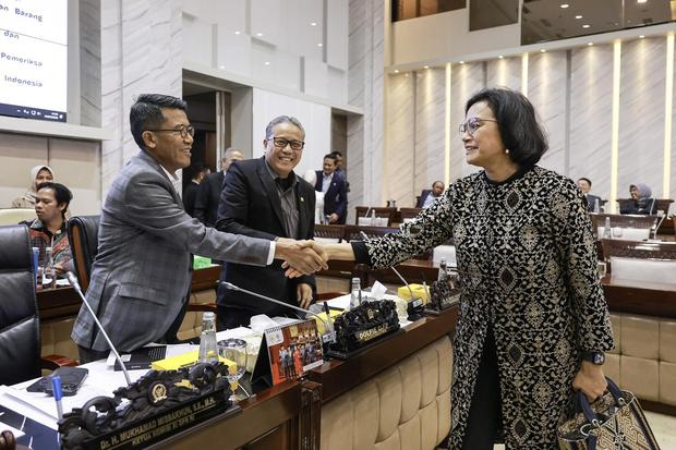 Raker Komisi XI DPR dengan Menteri Keuangan