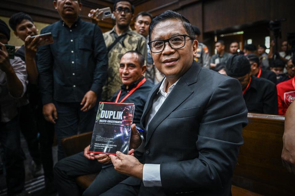 hasto, PDIP, sidang kasus suap
