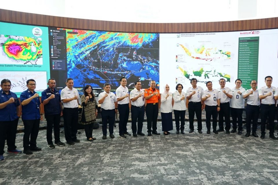 BMKG, bencana. tsunami, early warning system