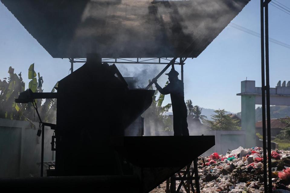 KLH, pengelolaan sampah, insinerator