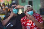 Pembagian masker di Limapuluh Kota
