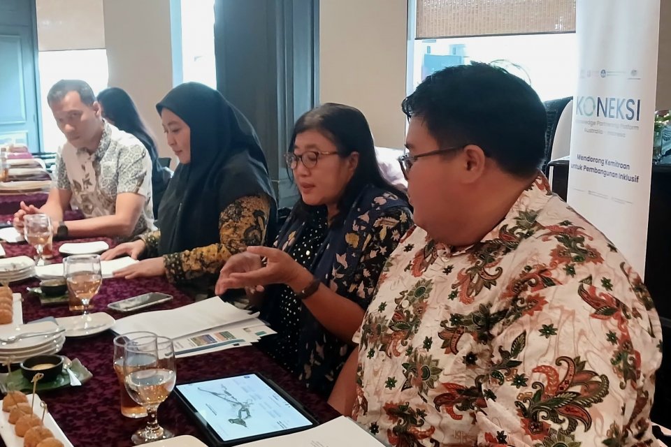 sampah, peneliti, pemerintah