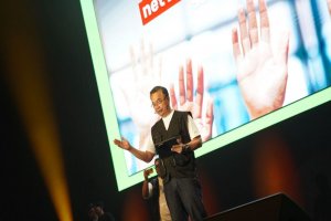 Pendiri FPCI, Dr. Dino Patti Djalal, sedang menyampaikan sambutannya pada INZS 2025, Sabtu (26/7).