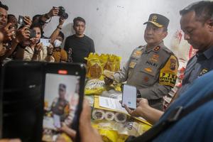 Polisi tangkap pelaku pengoplosan beras di Pekanbaru