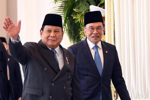 Presiden Prabowo menerima kunjungan PM Malaysia