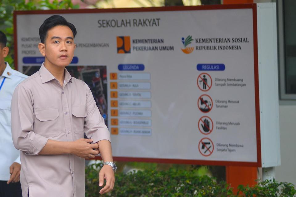 gibran, ijazah, pengadilan