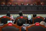 Sidang putusan pengujian materiil UU tentang MK dan UU tentang Pilkada