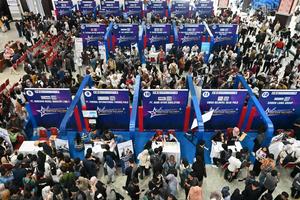 Job fair diserbu pencari kerja di Palu