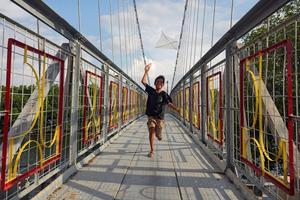 Target pembangunan jembatan gantung tahun 2026