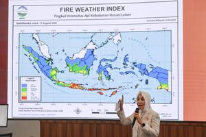 Rapat koordinasi Menteri Kehutanan, BMKG dan BNPB