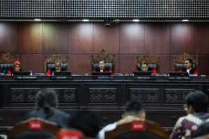 Sidang putusan pengujian Materiil UU Sistem Pendidikan Nasional