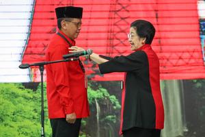 Hasto kembali ditunjuk menjadi Sekjen PDIP