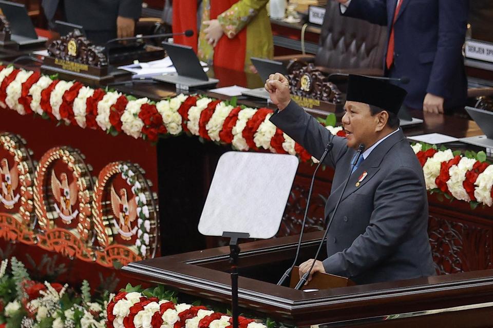 Presiden Prabowo Subianto menyampaikan pidato dalam Sidang Tahunan MPR RI dan Sidang Bersama DPR-DPD RI Tahun 2025 di Gedung Nusantara, Kompleks Parlemen, Jakarta, Jumat (15/8/2025).