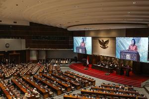 Rapat Paripurna DPR ke-3