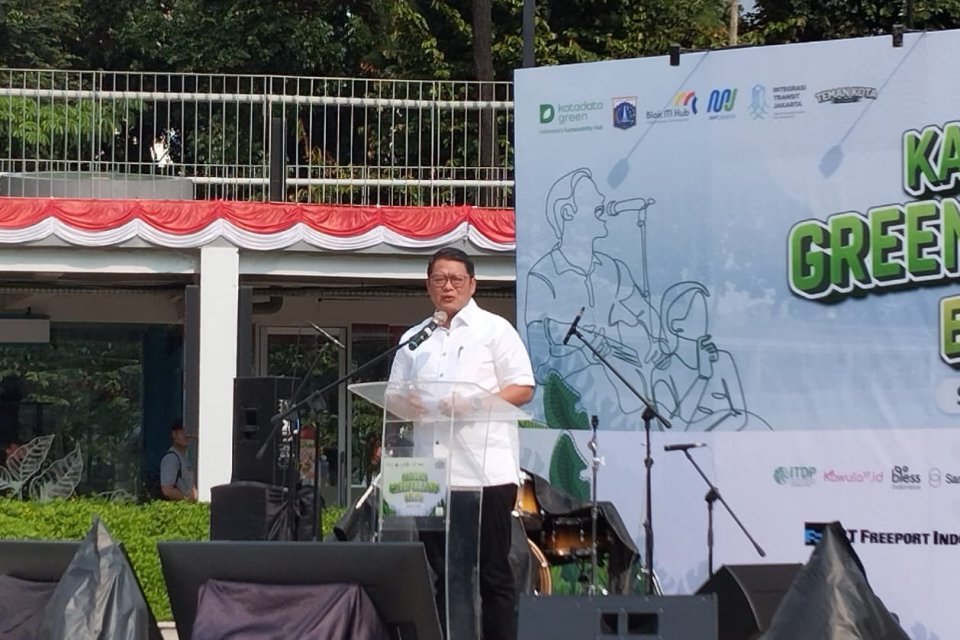 Kepala Dinas Komunikasi, Informatika, dan Statistik (Diskominfotik) Provinsi DKI Jakarta saat memberikan sambutan dalam Katadata Green Collabs Blok M di Jakarta, Sabtu (23/8).