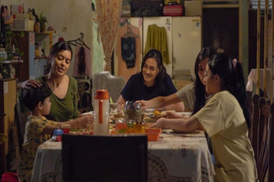 Sinopsis Film Andai Ibu Tidak Menikah dengan Ayah