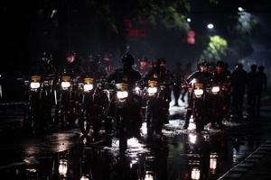 Aksi demo di depan Mako Brimob Kwitang