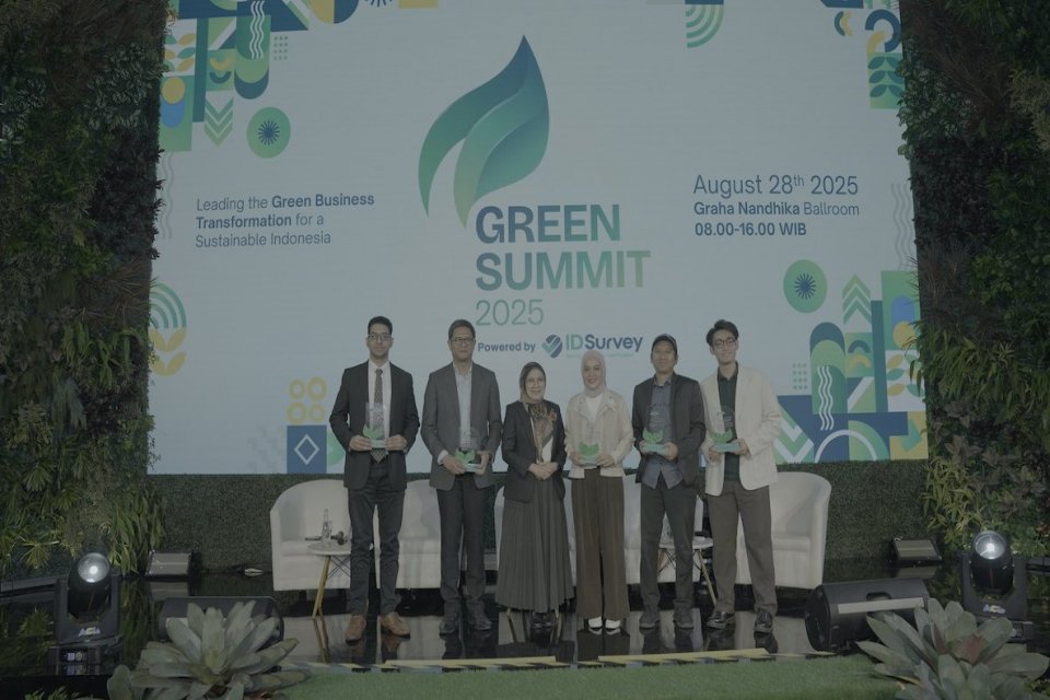 PT IDSurvey (Persero) menyelenggarakan The Green Summit 2025 bertema “Leading the Green Business Transformation for a Sustainable Indonesia” pada Kamis, 28 Agustus 2025, di Graha Nandhika SUCOFINDO, Jakarta. \