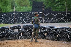 Tentara Kamboja jaga perbatasan saat masa gencatan senjata