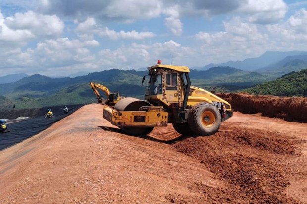 PT Merdeka Cooper Gold Tbk (MDKA)