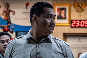 Dito Ariotedjo angkut barang pribadi di Kemenpora